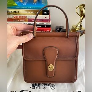 Coach Willis Top Handle 18